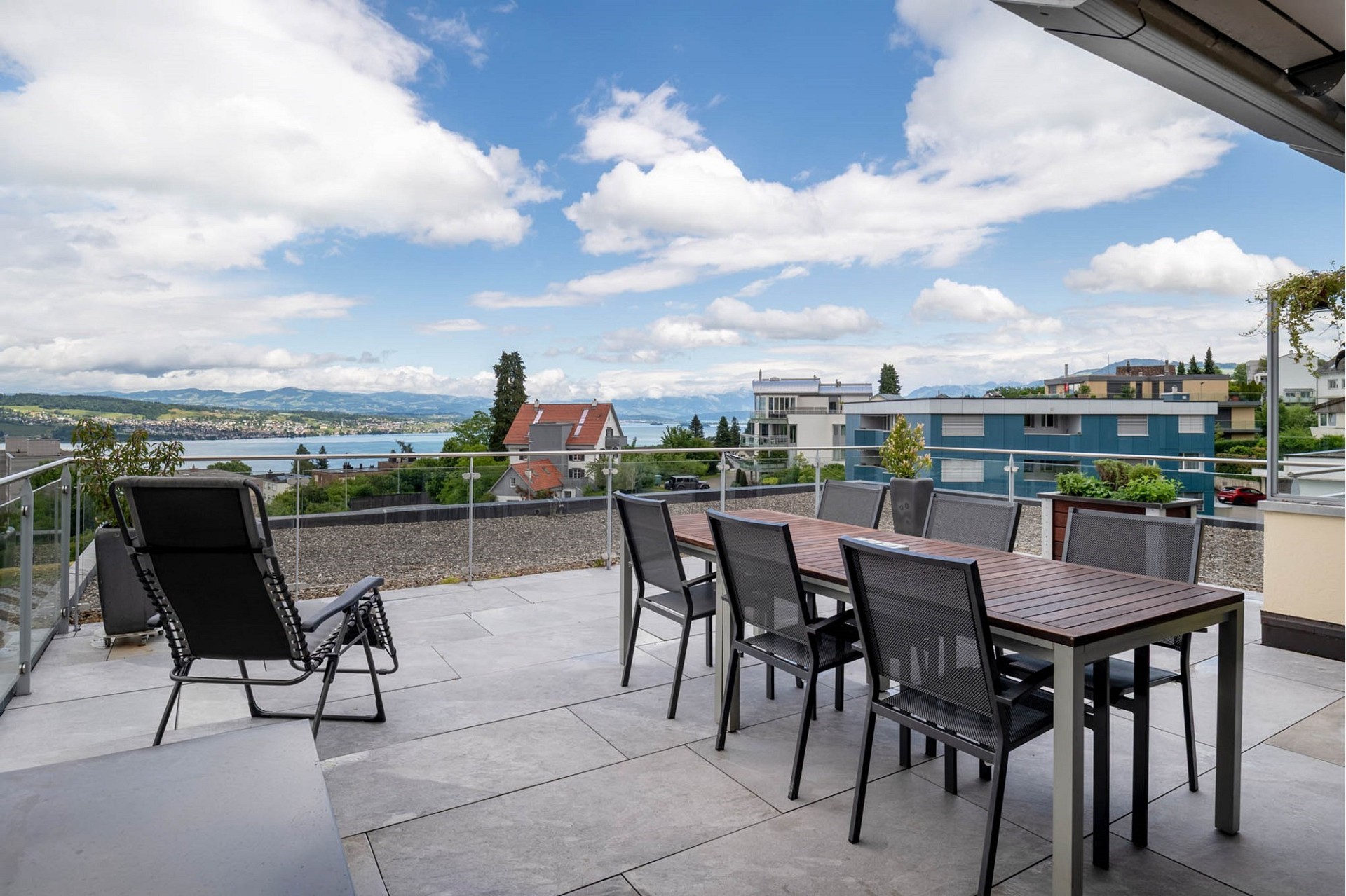 Terrasse mit Seeblick