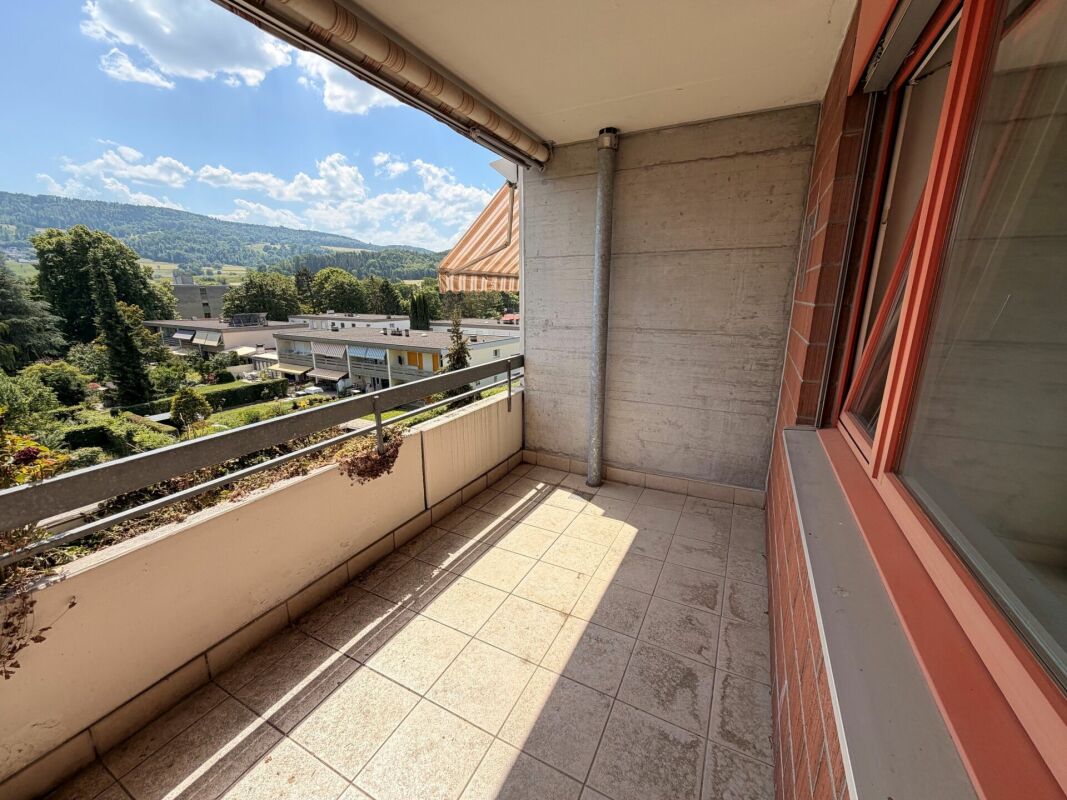 Balkon mit Bergblick