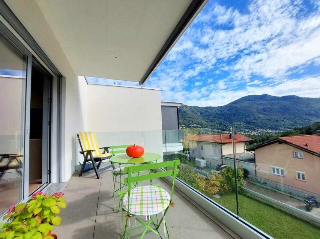 Balkon mit Bergblick