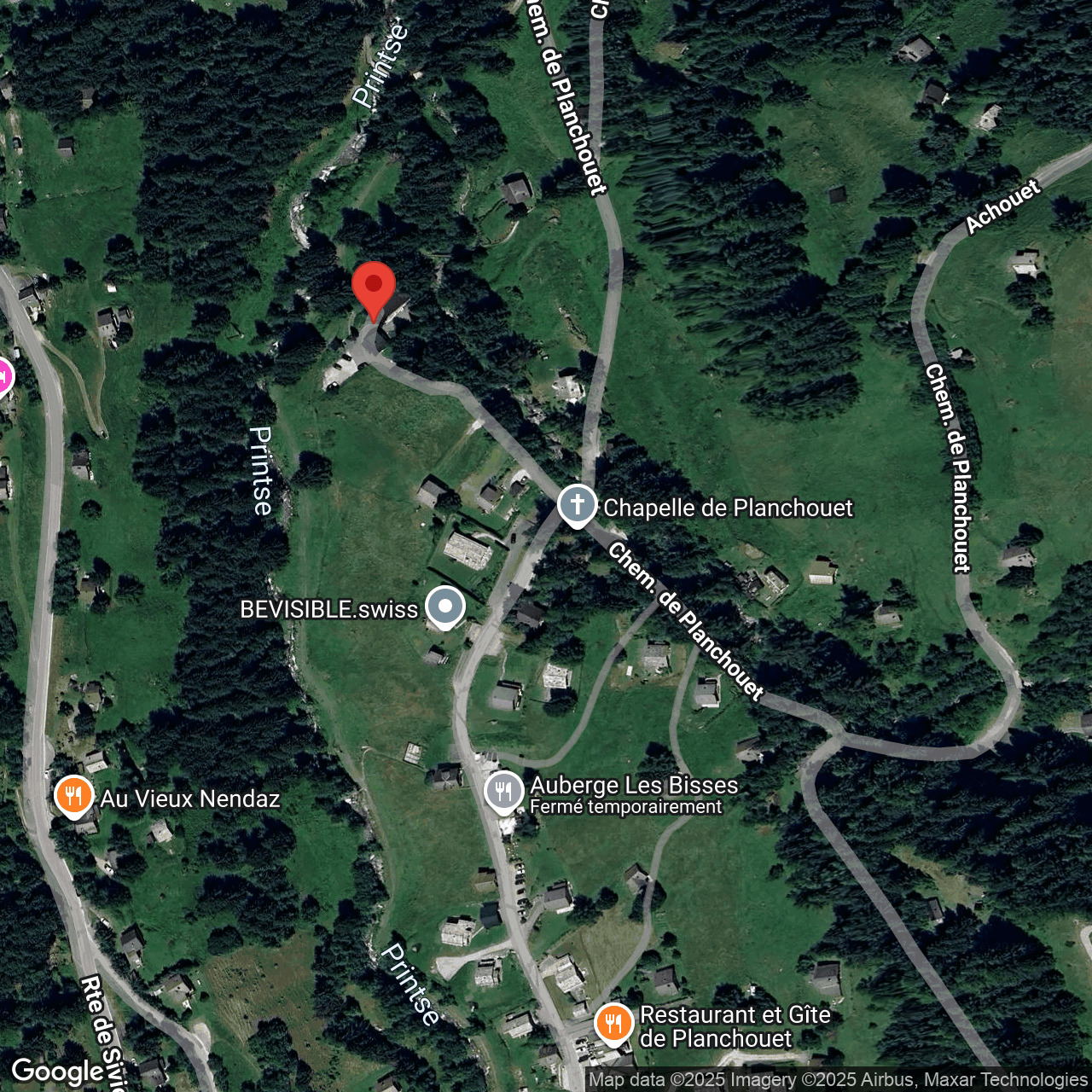 Satellitenkarte eines alpinen Weilers