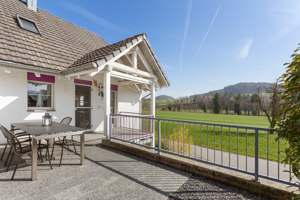 Terrasse mit ländlichem Ausblick