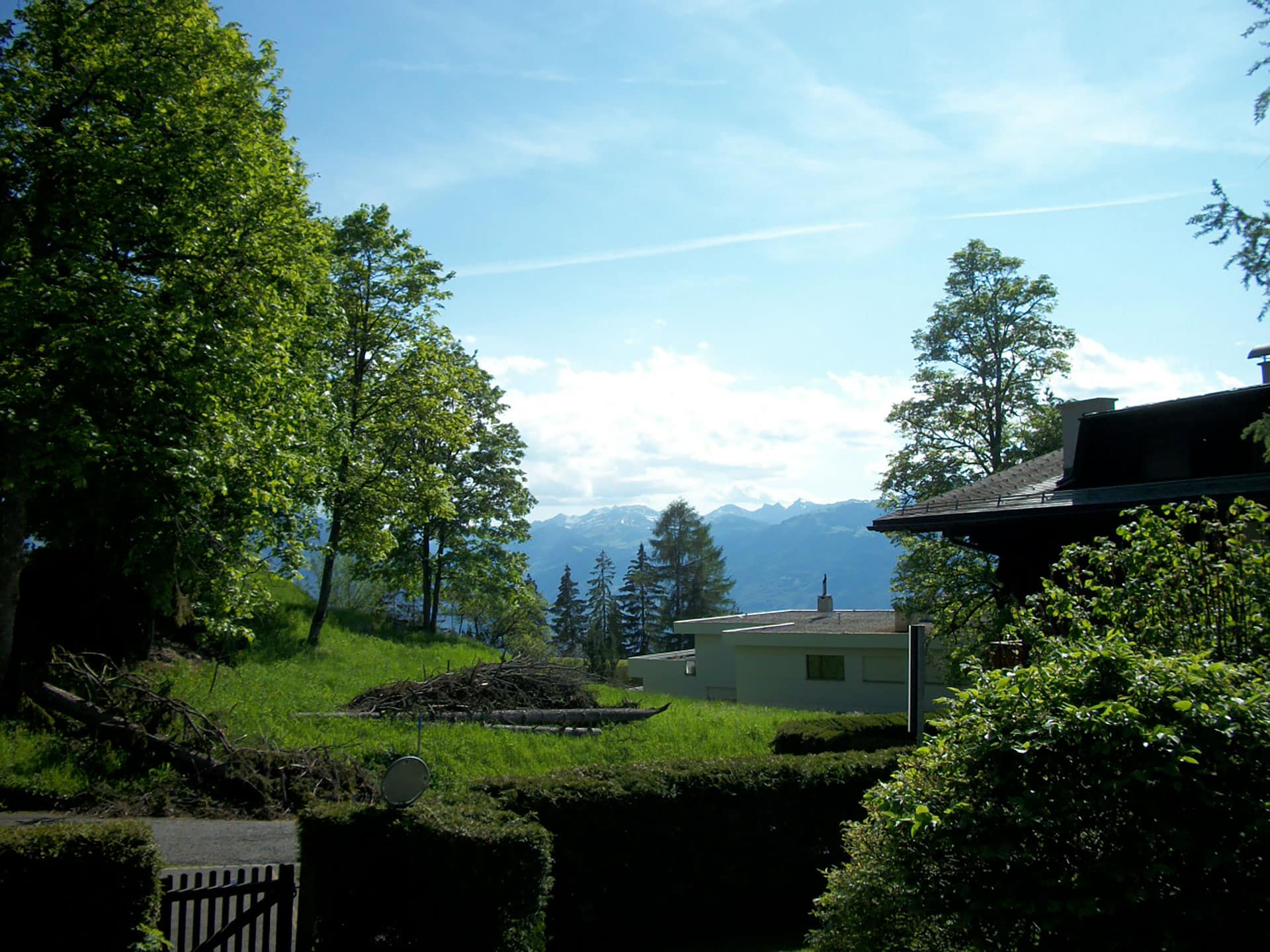 Landschaft mit Bergblick