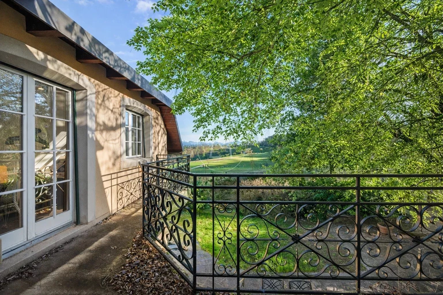 Balkon mit Gartenblick