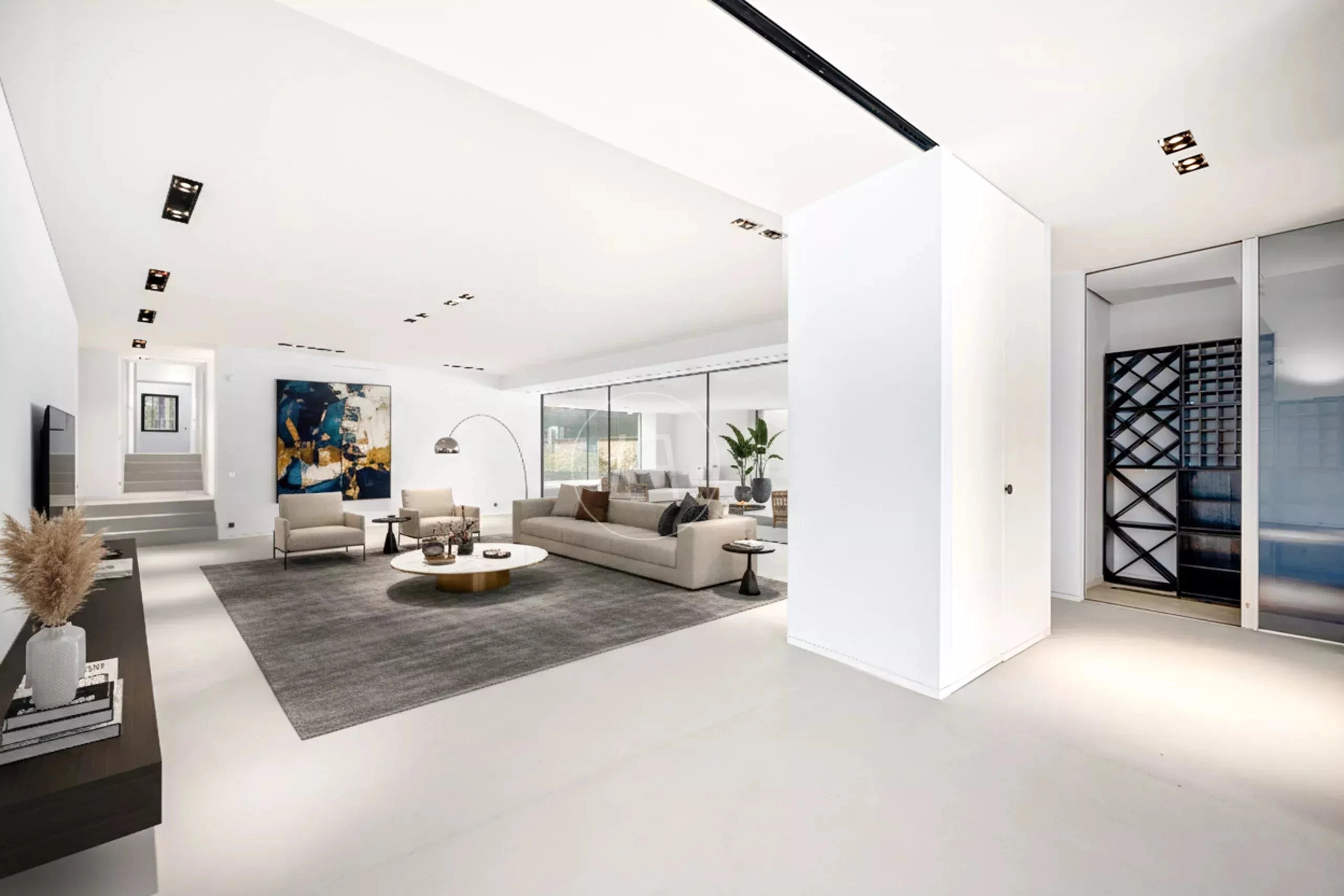 Modernes offenes Wohnzimmer