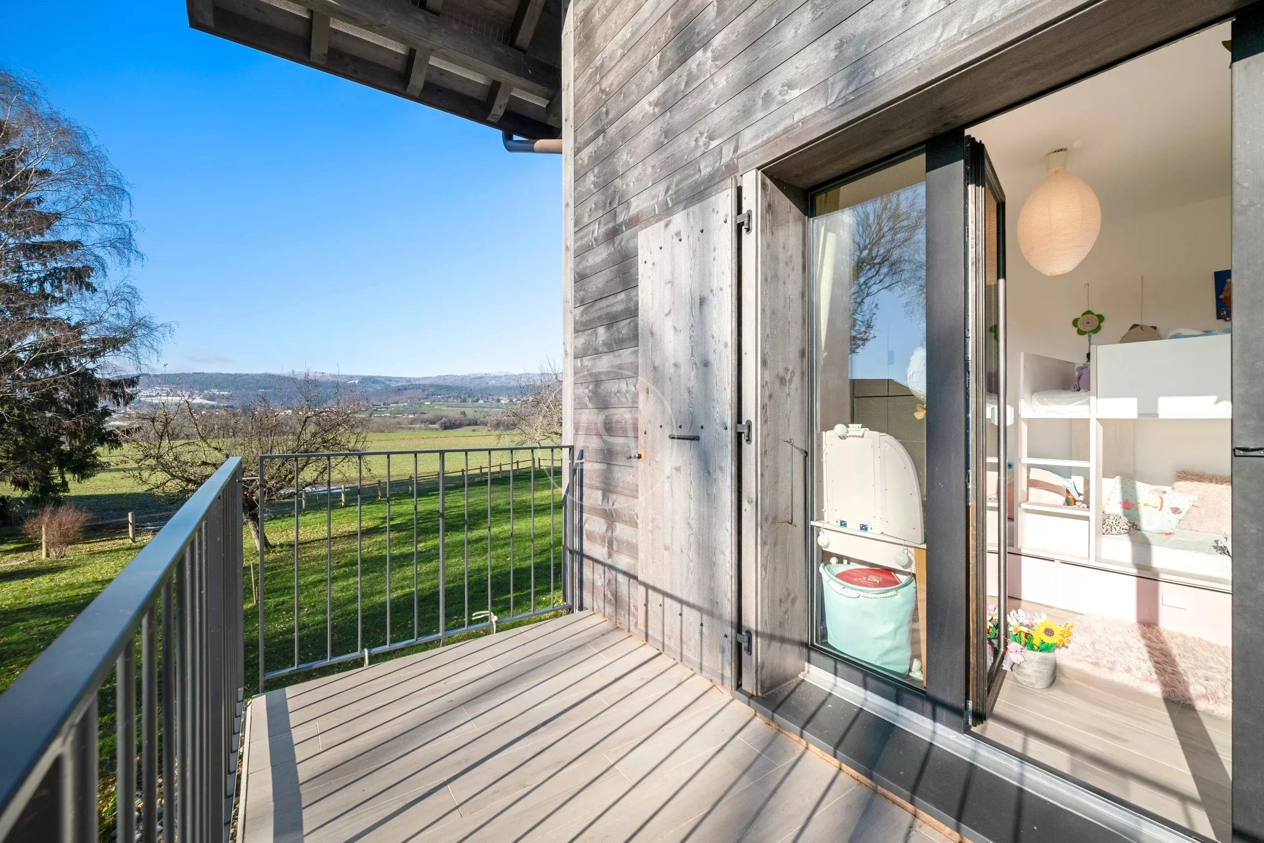Balkon mit Landschaftsblick
