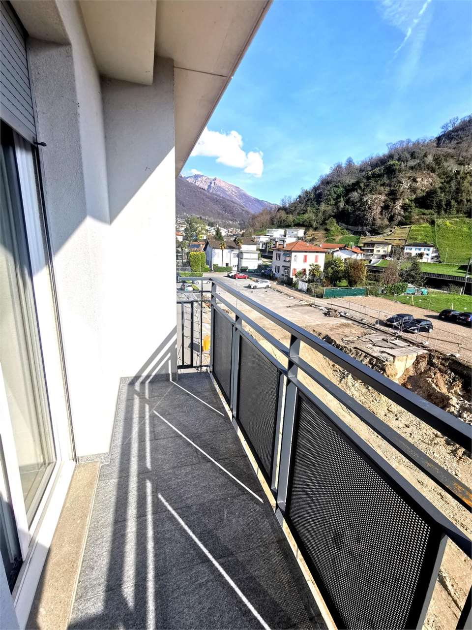 Balkon mit Bergblick