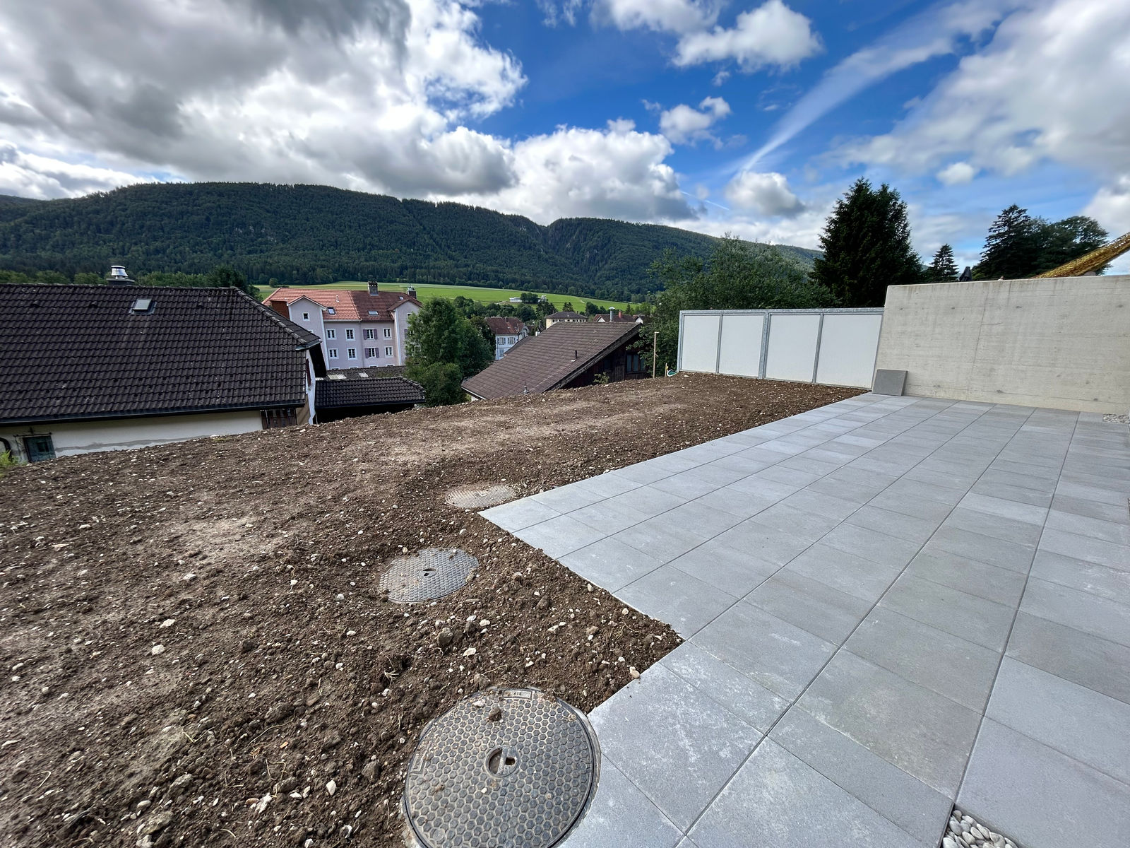 Terrasse mit Bergblick