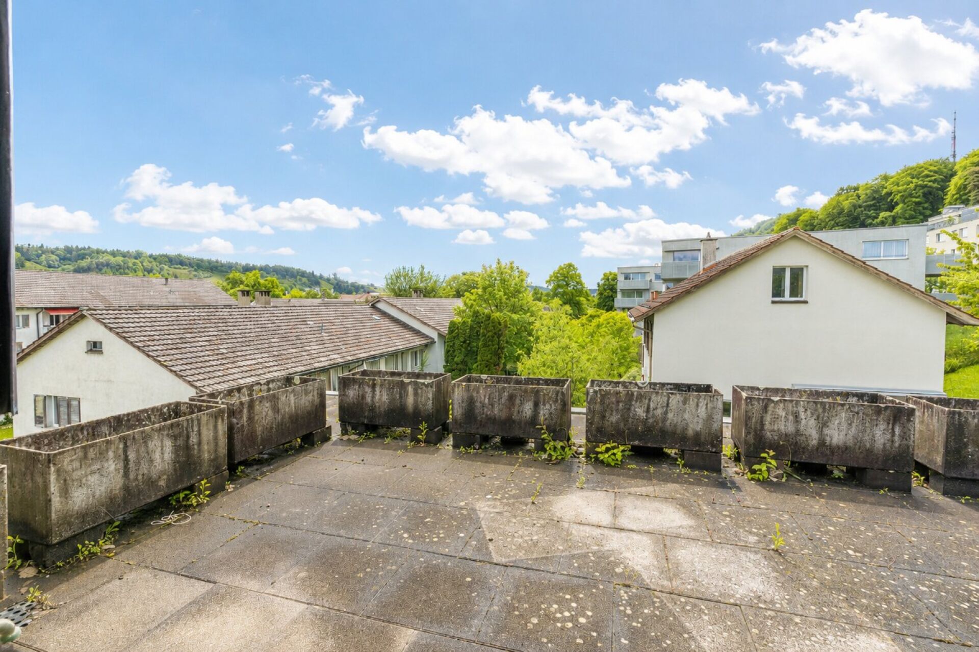 Dachterrasse mit Blick ins Grüne