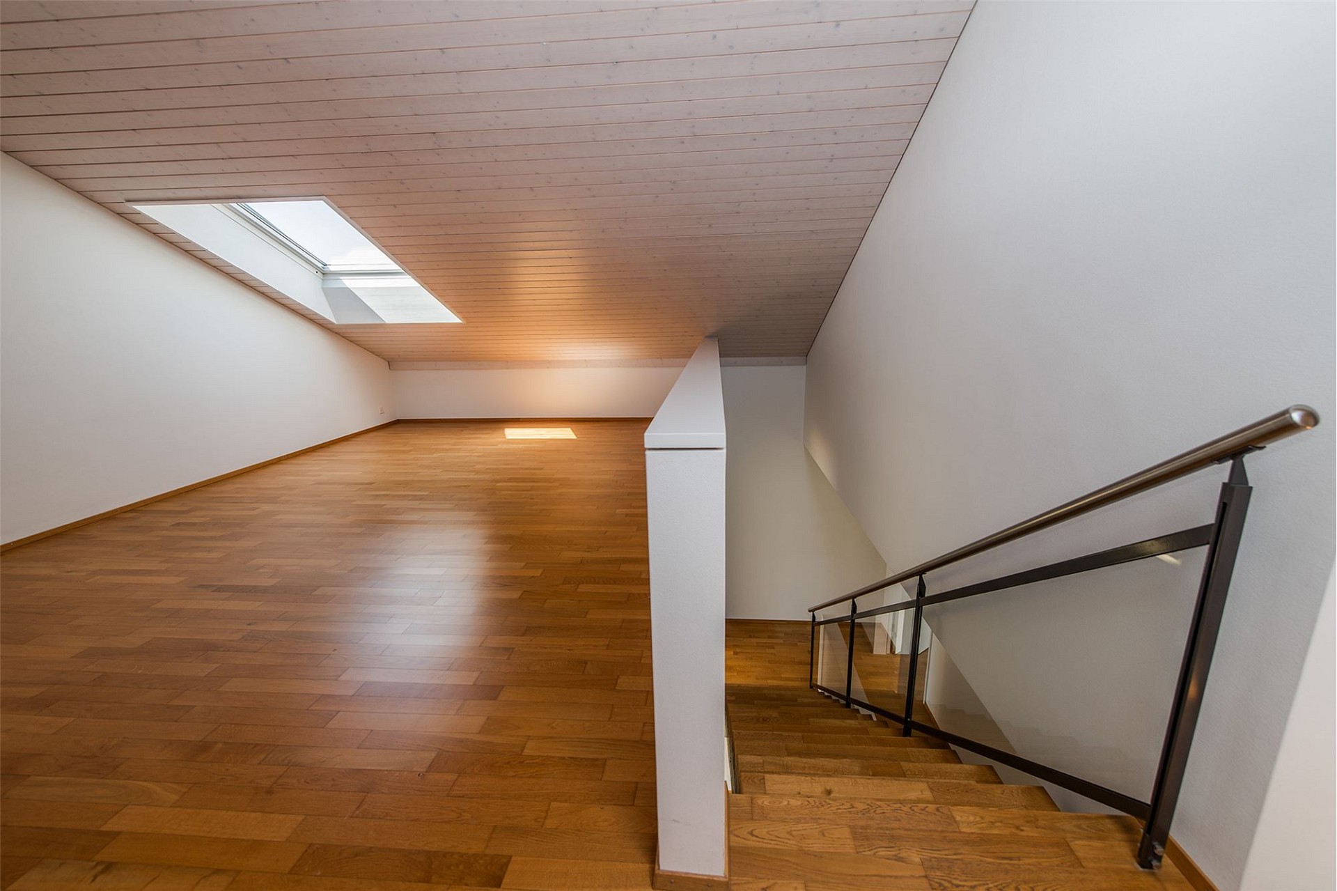 Dachgeschoss mit Treppe