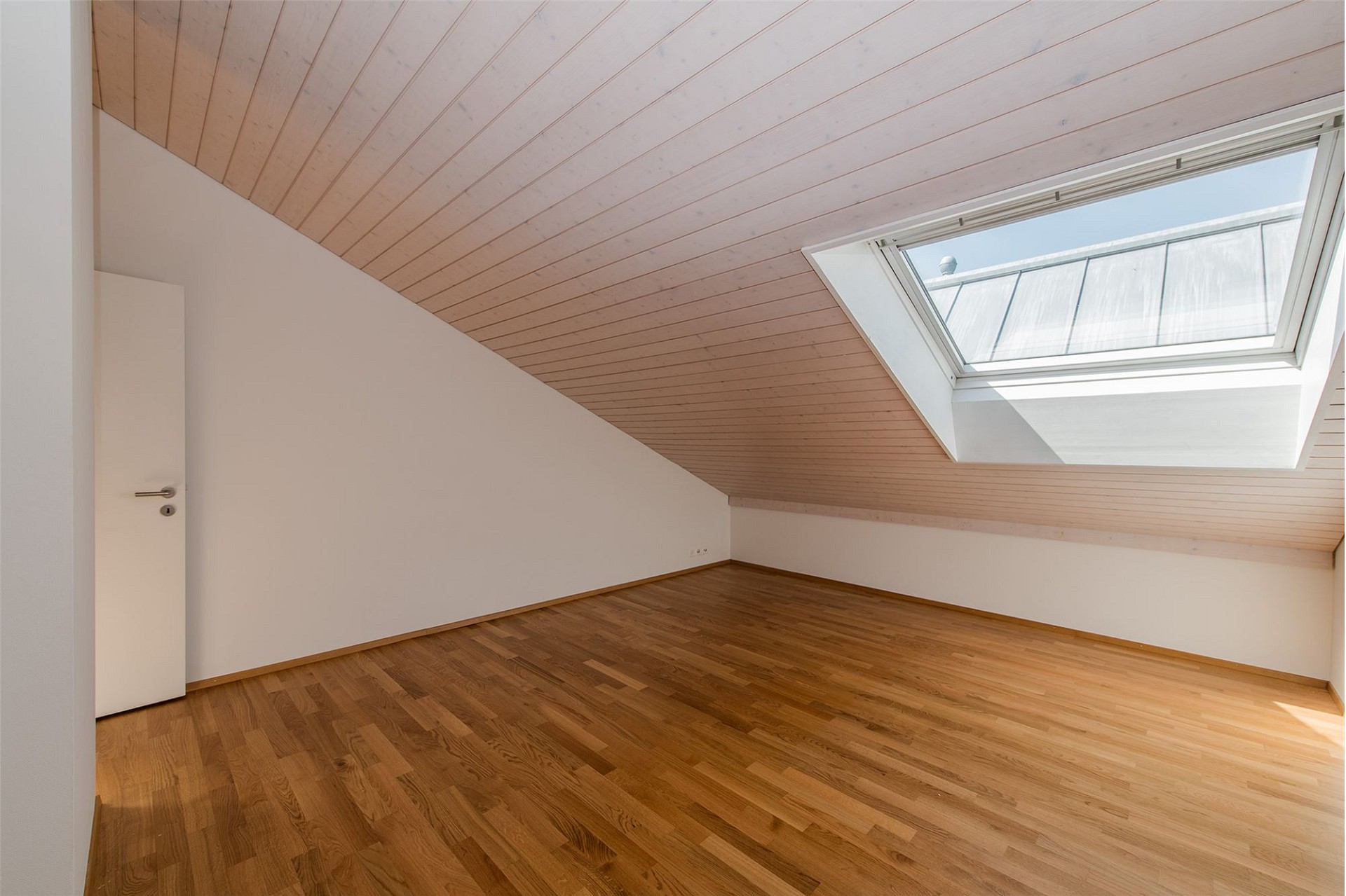 Ausgebauter Dachraum mit Dachfenster