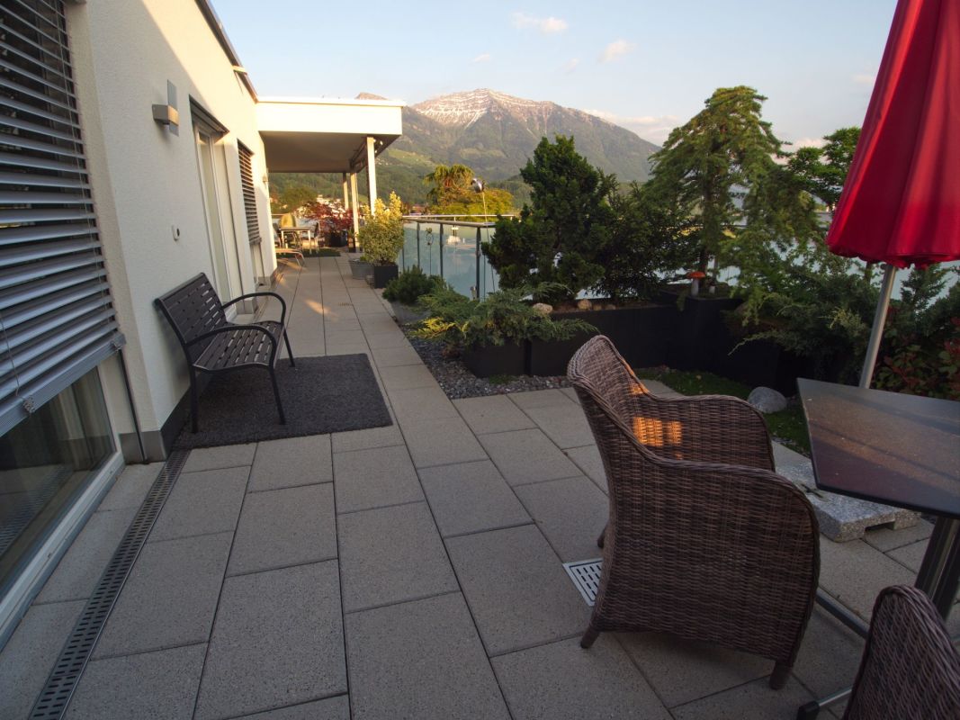 Terrasse mit Bergblick