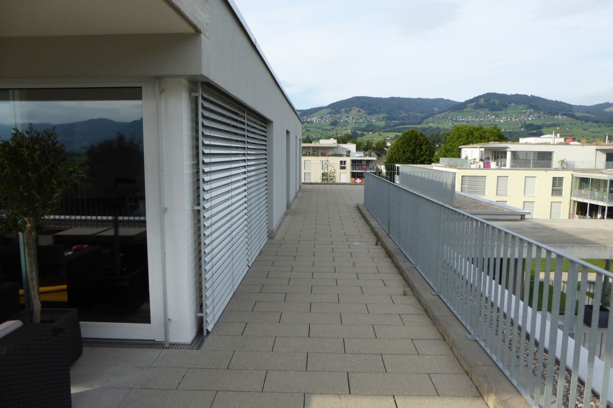 Dachterrasse mit Bergblick