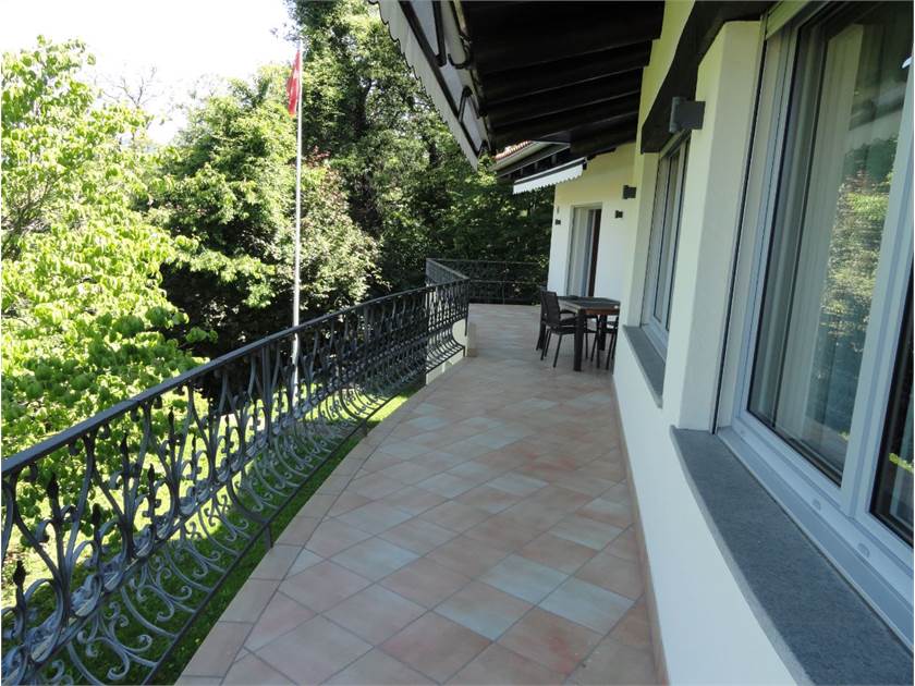 Balkon mit Blick ins Grüne