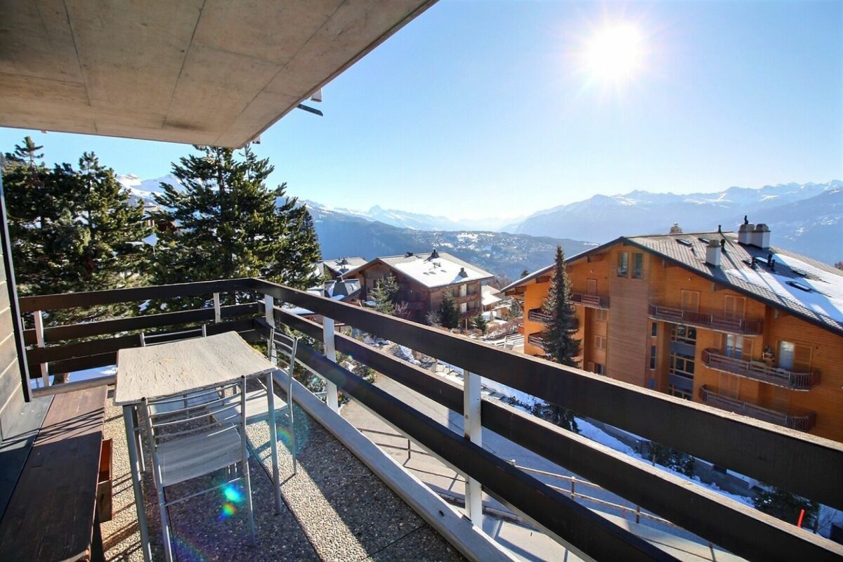 Balkon mit Bergblick
