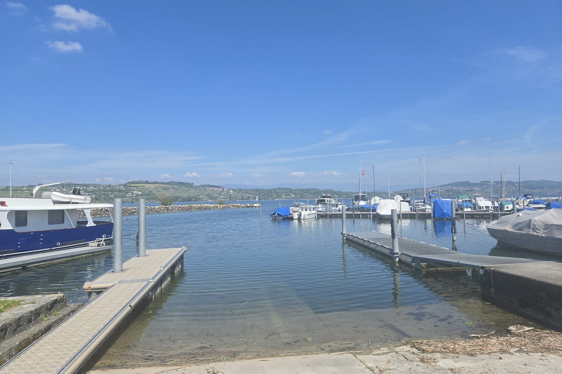 Yachthafen am Wasser