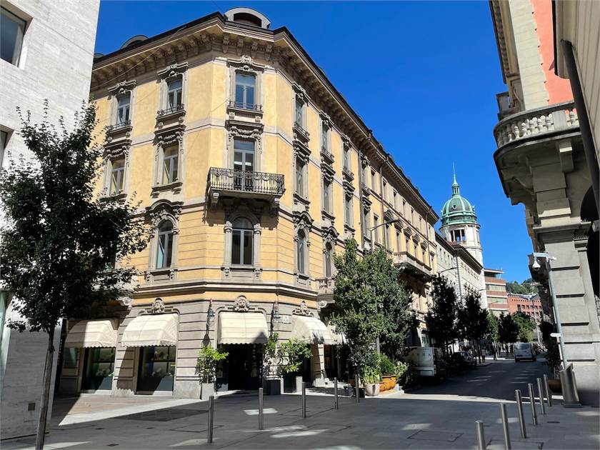 Historische Stadtvilla an der Straßenecke