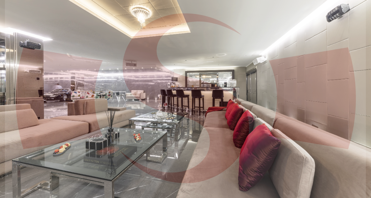 Luxuriöses Wohnzimmer mit Barbereich