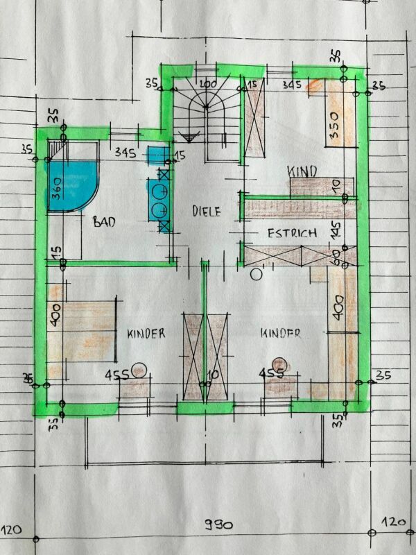 Grundriss mit mehreren Räumen