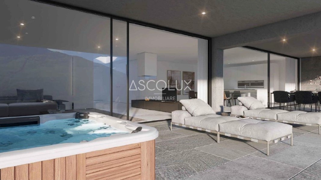 Modernes Wellness-Terrasseninterieur mit Whirlpool