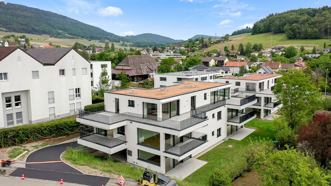 Moderne Wohnanlage in Hügellage