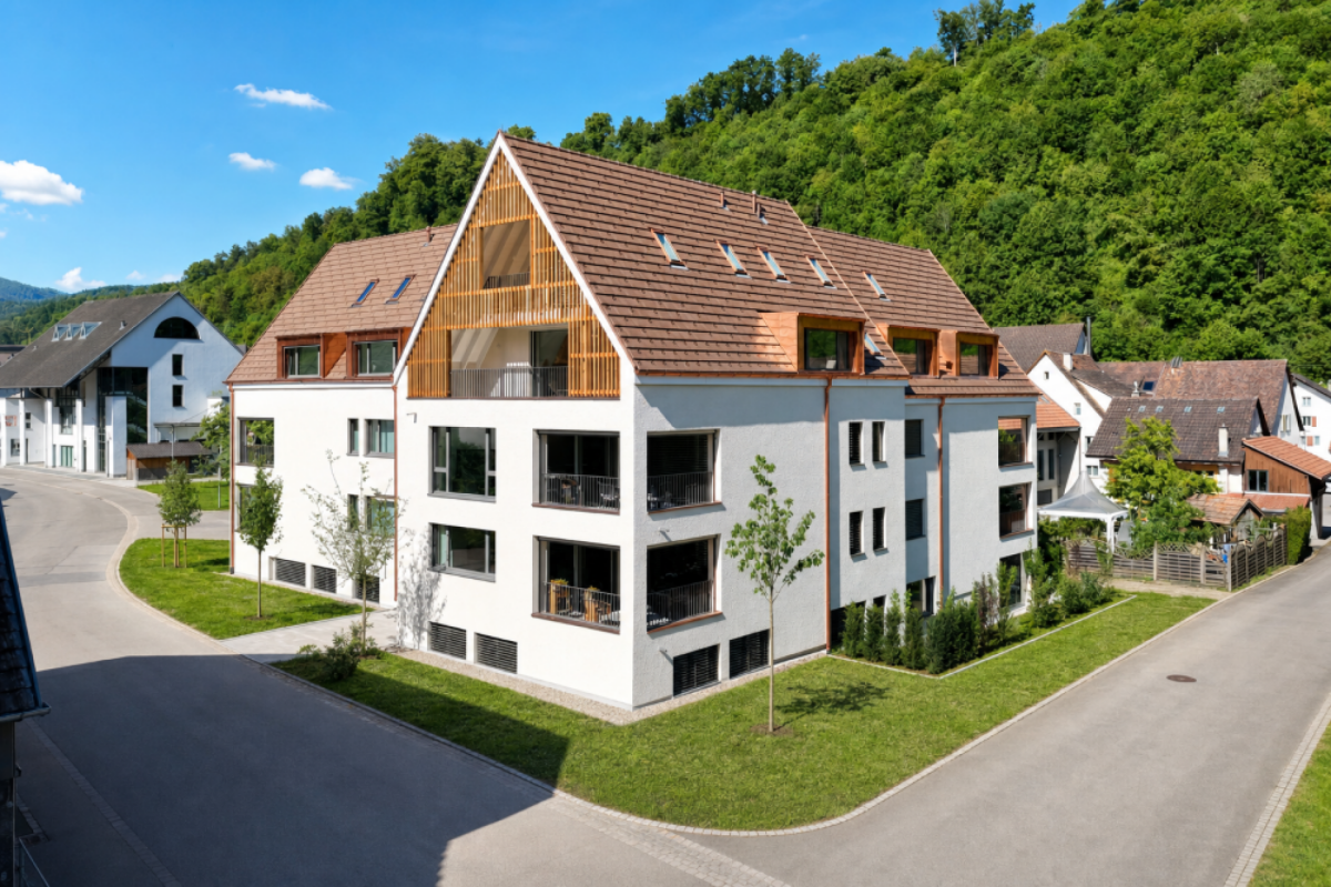Moderne Wohnanlage mit Satteldach