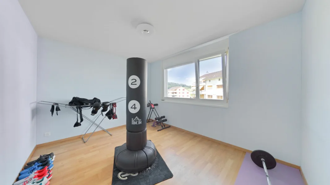 Sportzimmer mit Boxsack