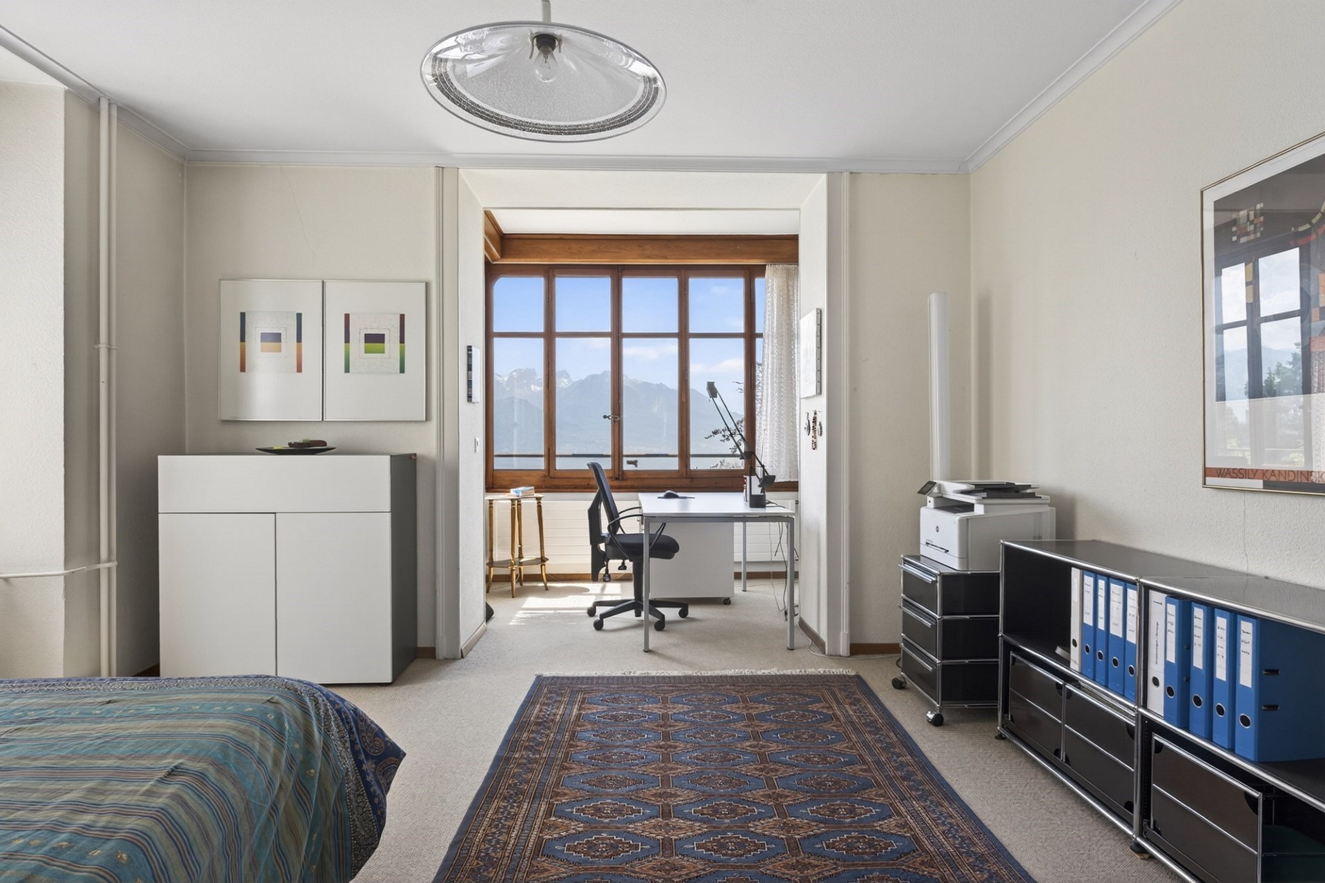Arbeitszimmer mit Bergblick