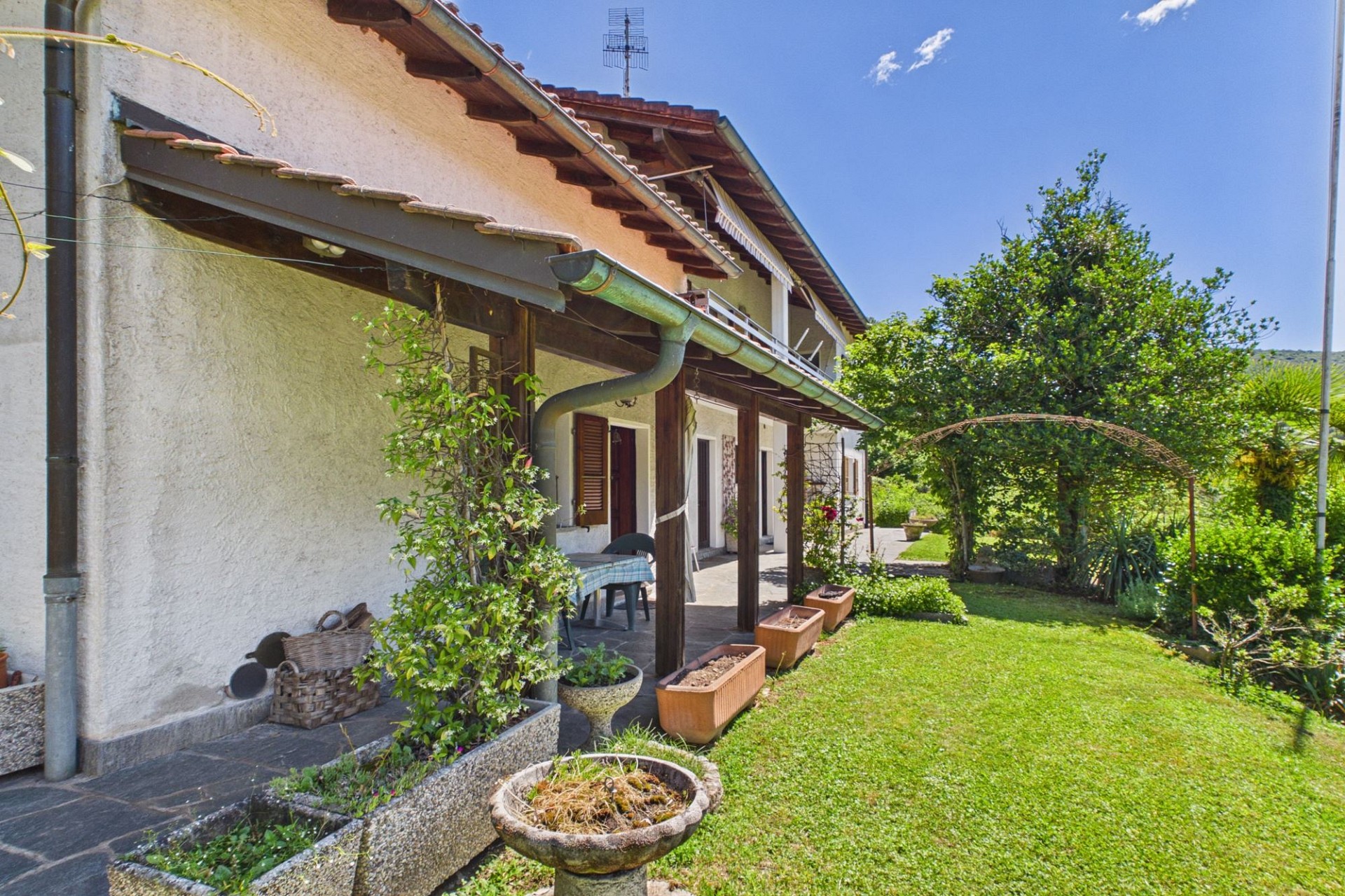 Landhaus mit Garten und Terrasse