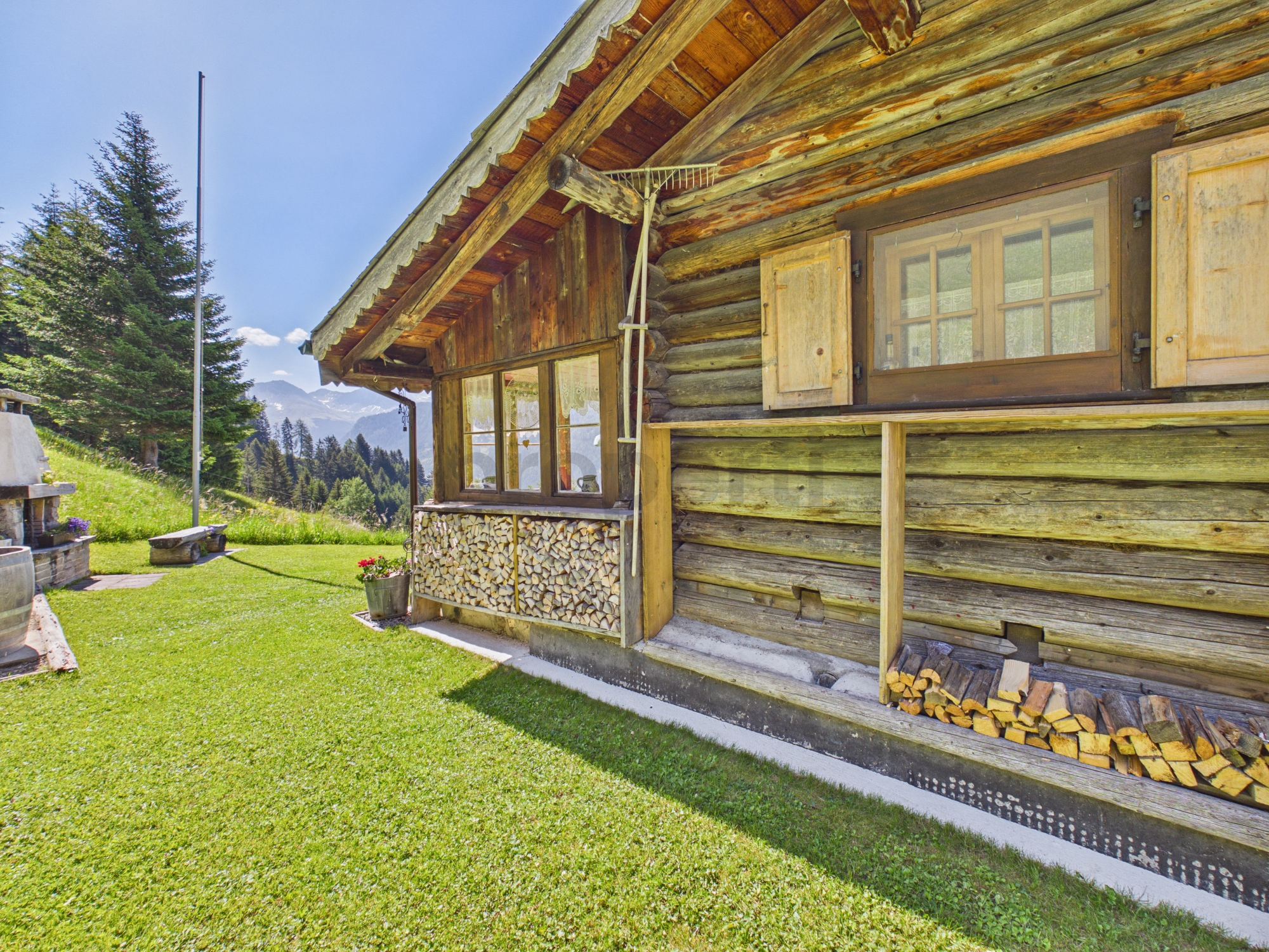 Alpen-Chalet mit Bergblick