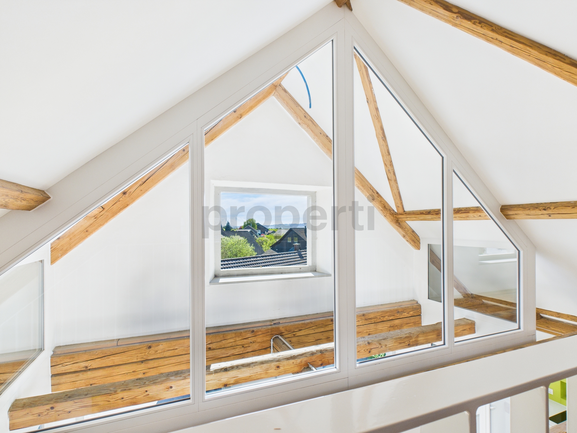 Dachgeschoss mit Fenstergiebel
