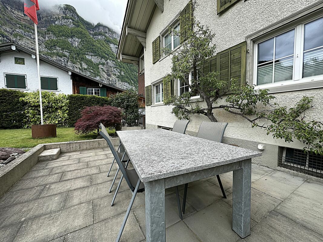 Terrasse mit Bergblick