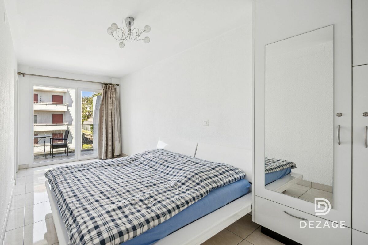 Schlafzimmer mit Balkonzugang