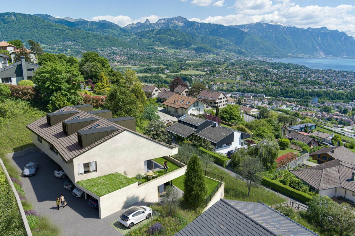 Hanglage mit See- und Bergblick