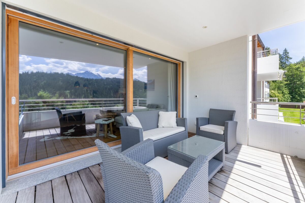 Balkon mit Bergblick