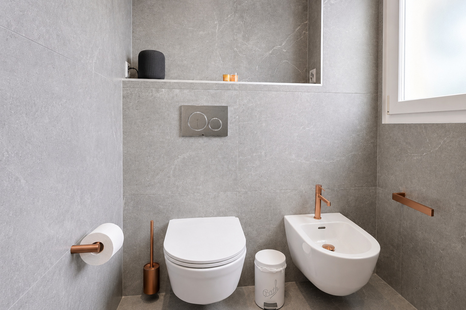 Modernes Gäste-WC mit Bidet