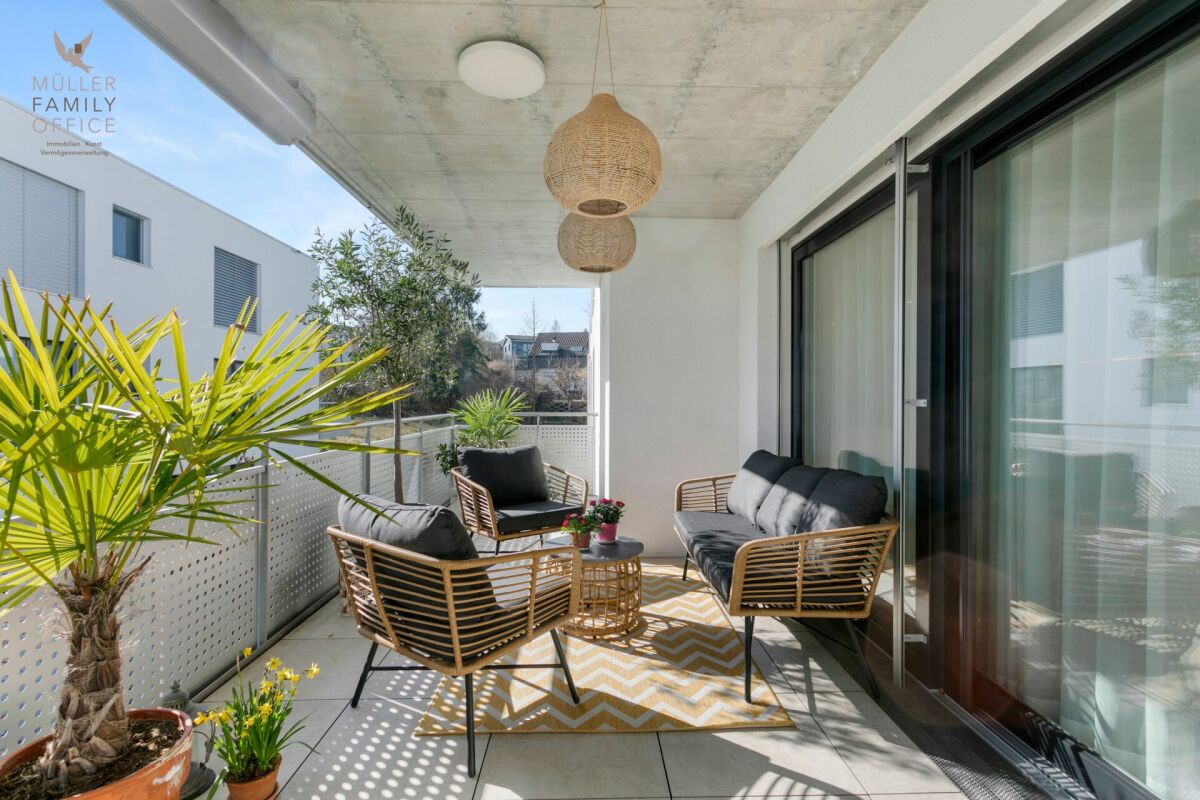 Balkon mit Sitzgruppe