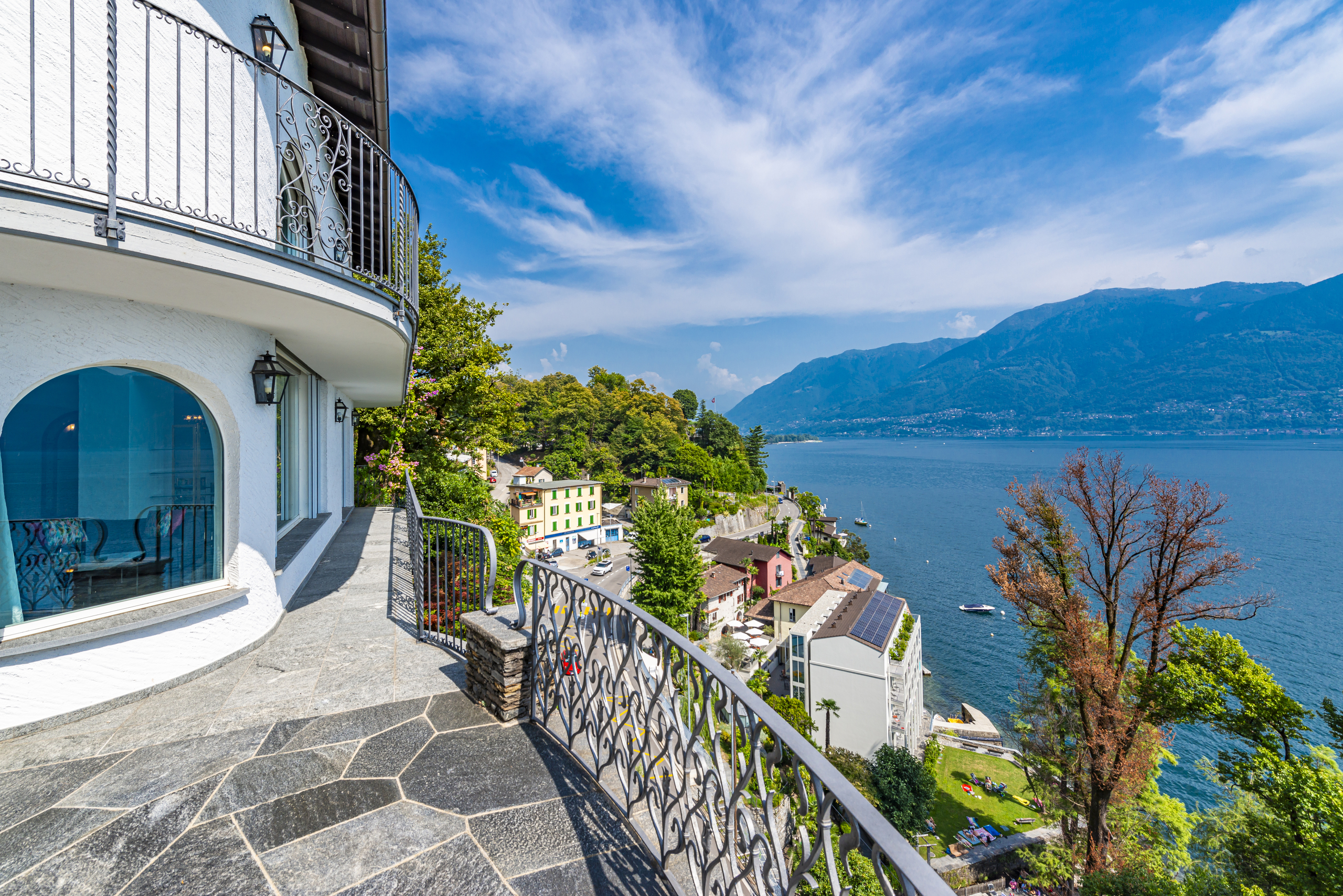 Balkon mit Seeblick