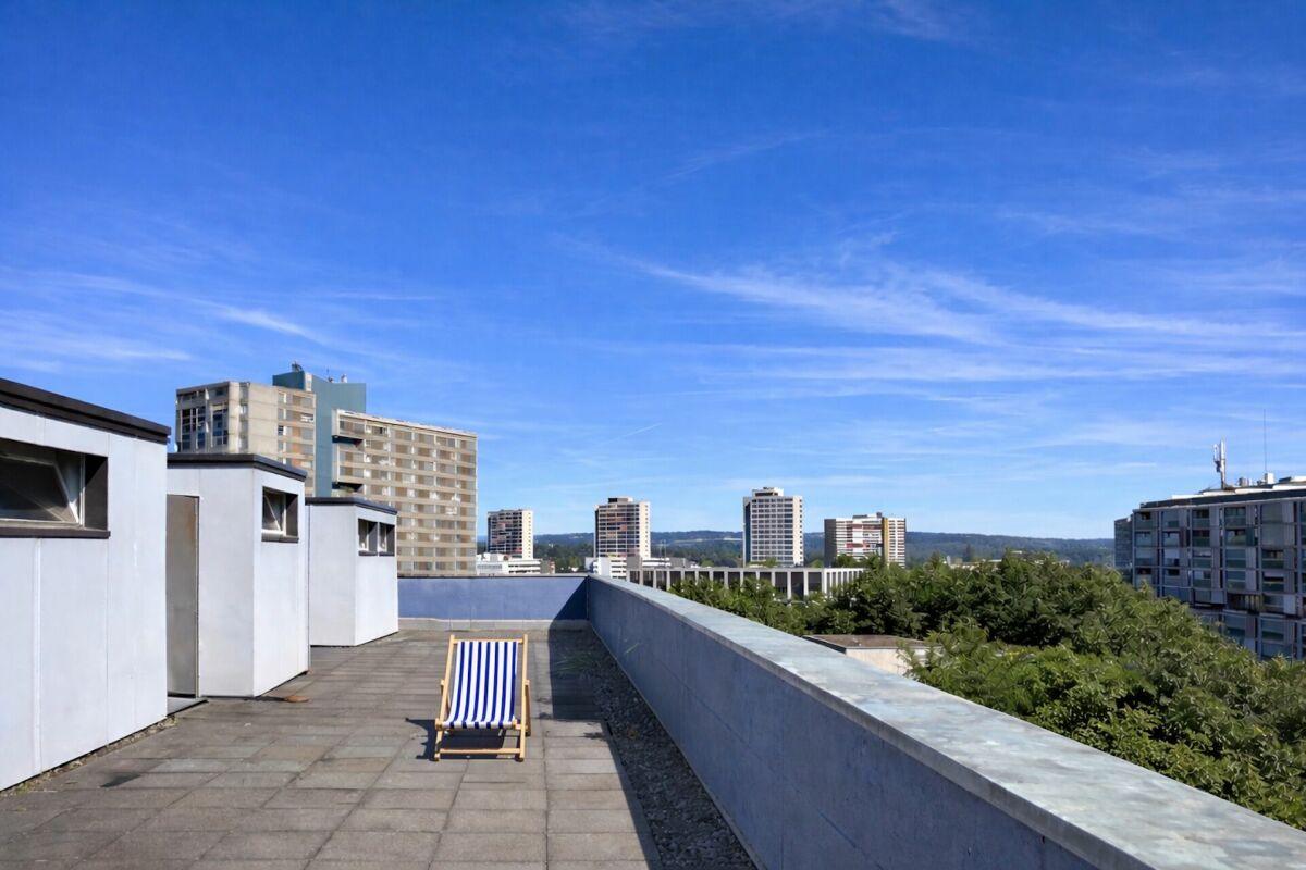 Dachterrasse mit Stadtblick