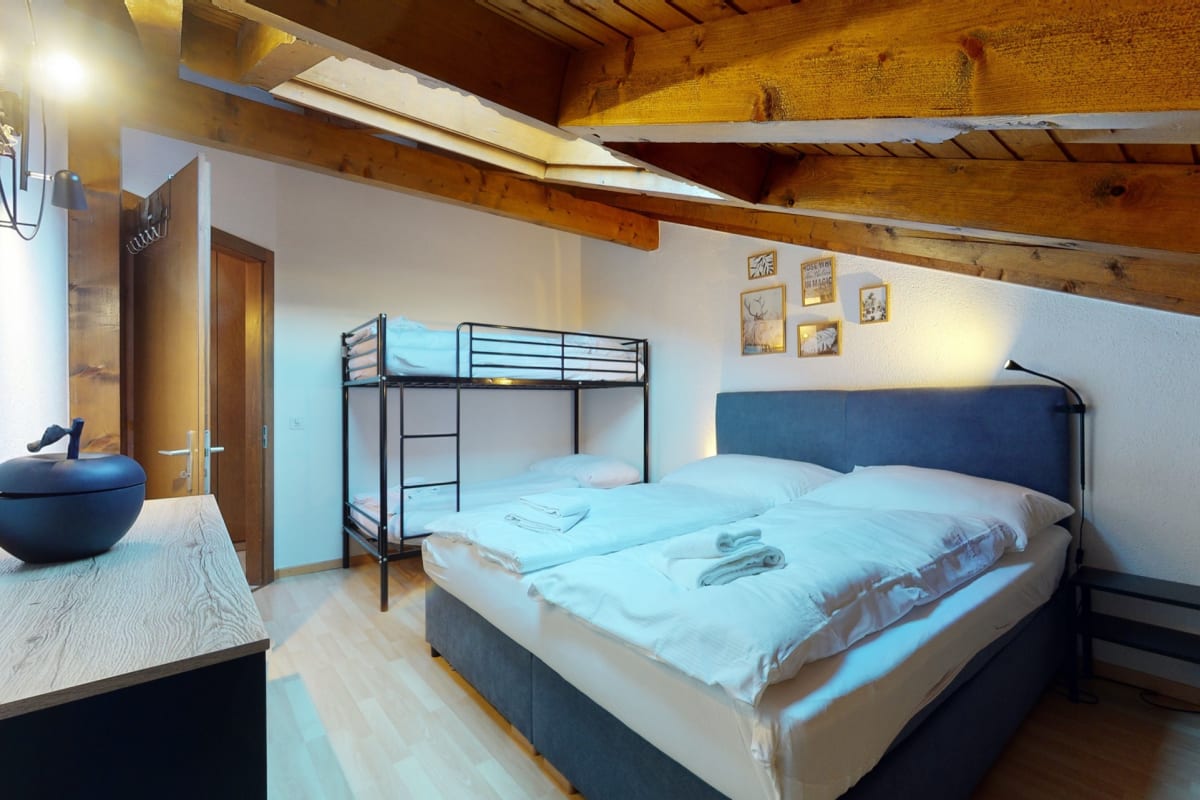 Gemütliches Schlafzimmer im Dachgeschoss