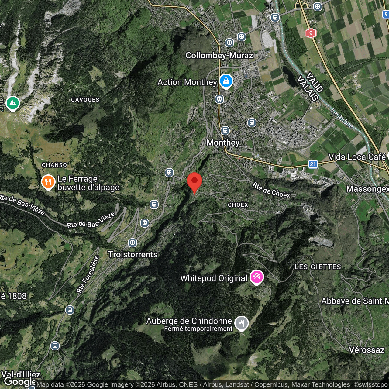 Satellitenkarte einer alpinen Region mit Ortsnamen