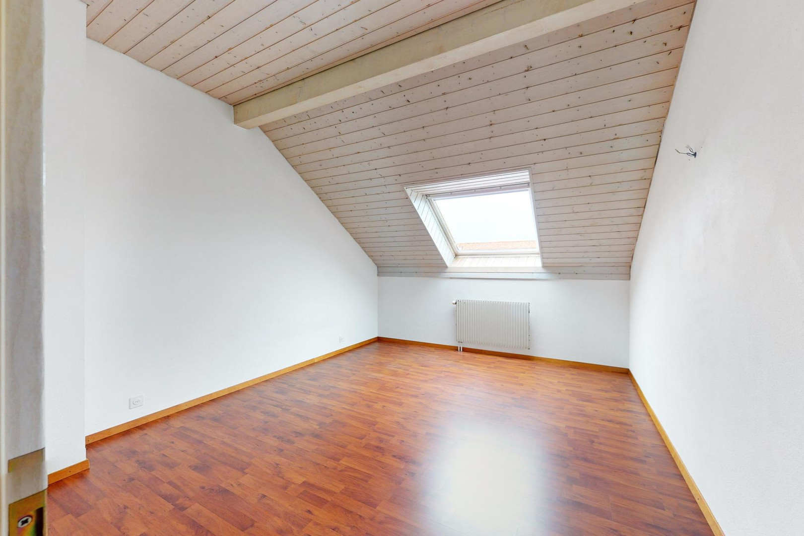 Ausgebauter Dachraum mit Dachfenster