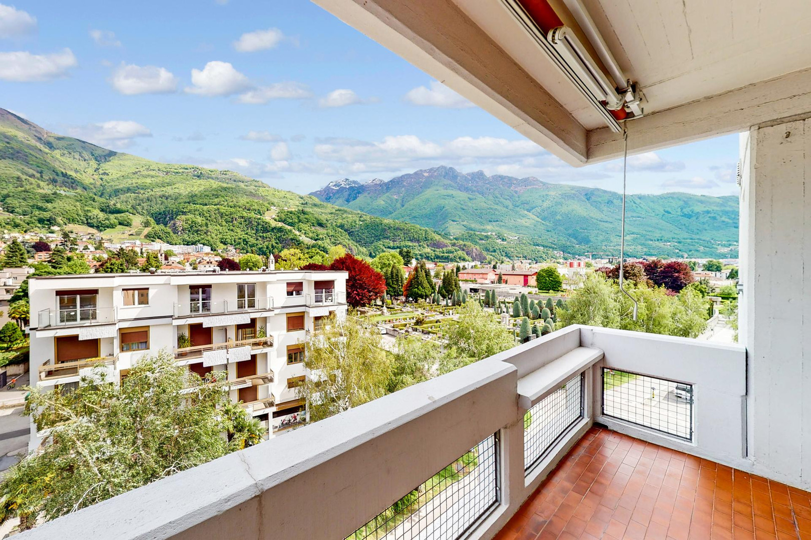 Praktische 3,5-Zimmerwohnung mit Ausblick – Bellinzona