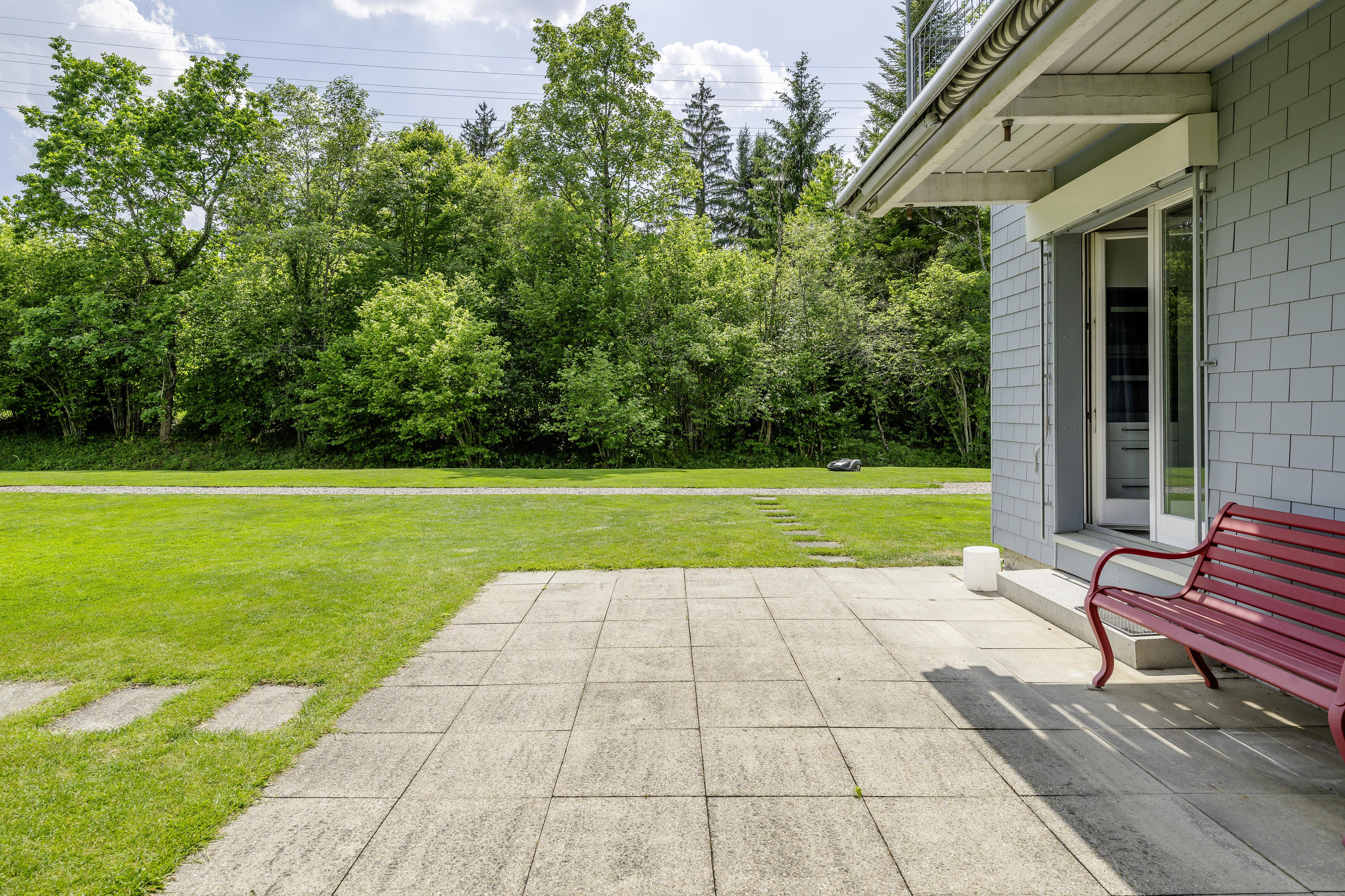 Terrasse mit Gartenblick