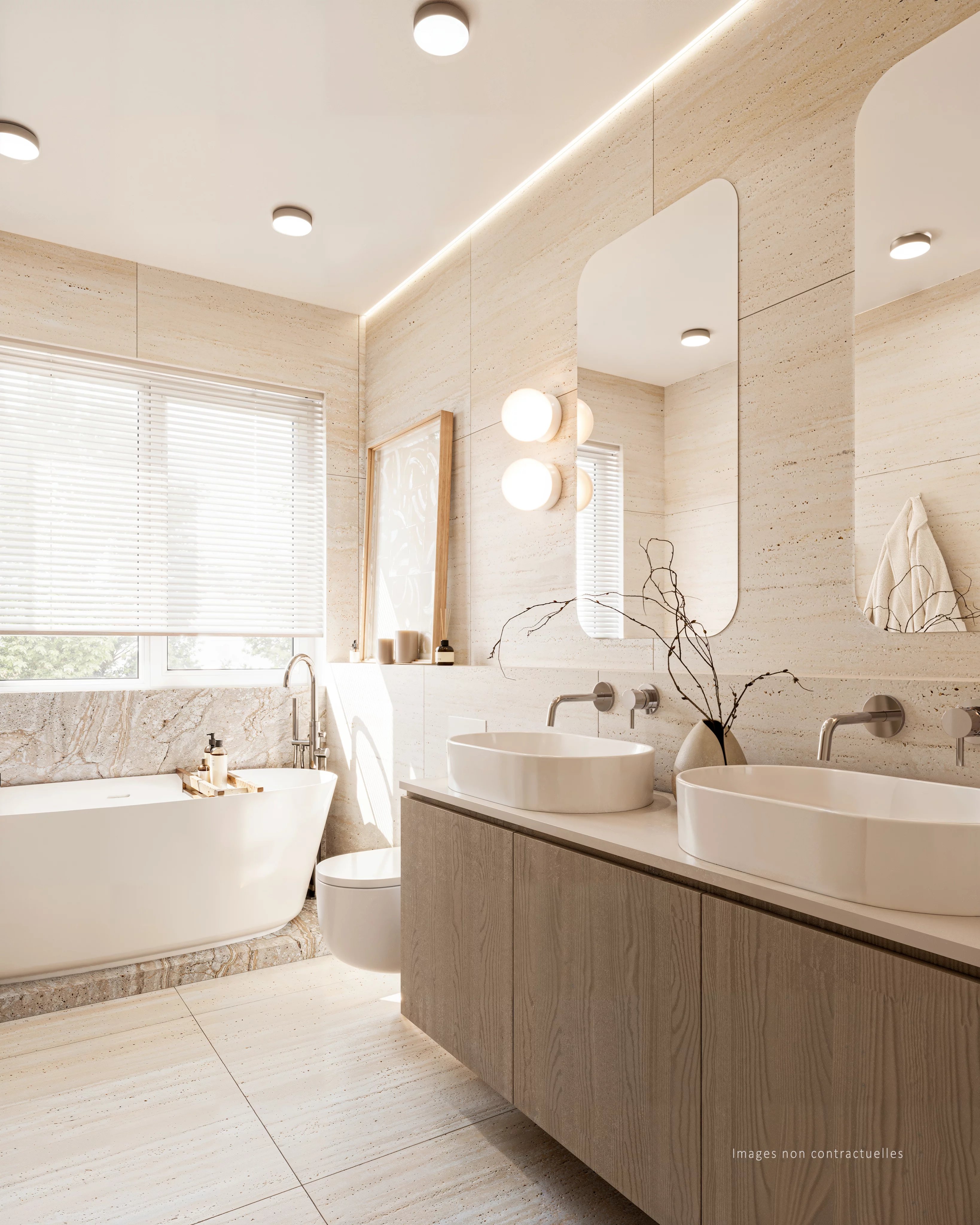 Helles, modernes Badezimmer mit Doppelwaschtisch und freistehender Wanne