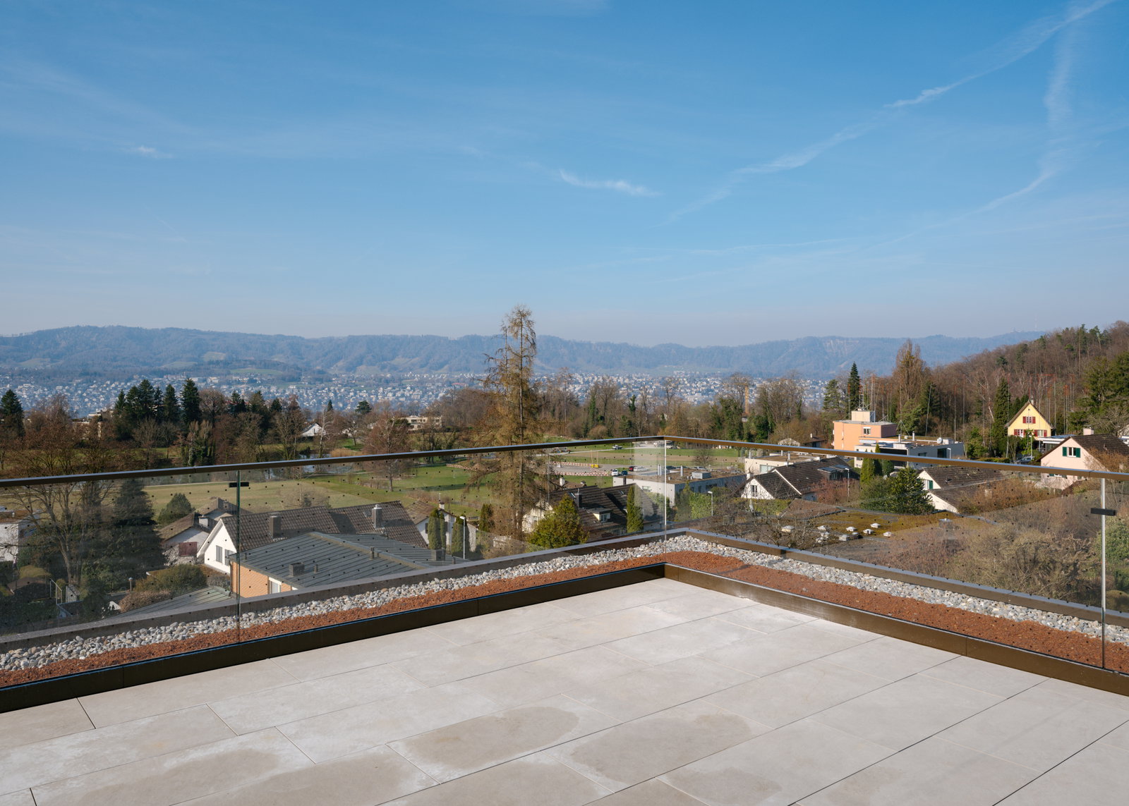 Dachterrasse mit Panoramablick