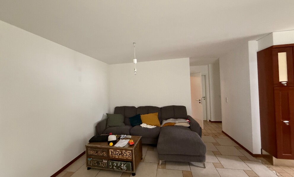 Wohnzimmer mit Ecksofa