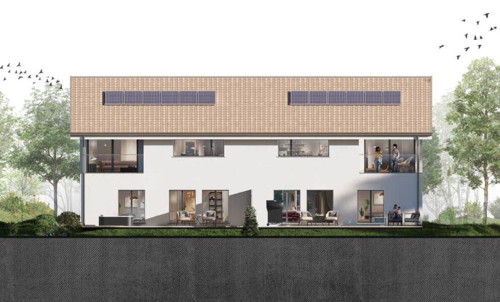 Moderne Hausansicht mit Satteldach und Solarpaneelen