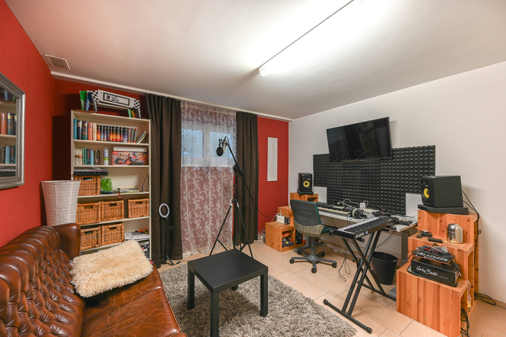 Musik- und Arbeitszimmer mit Wohnbereich