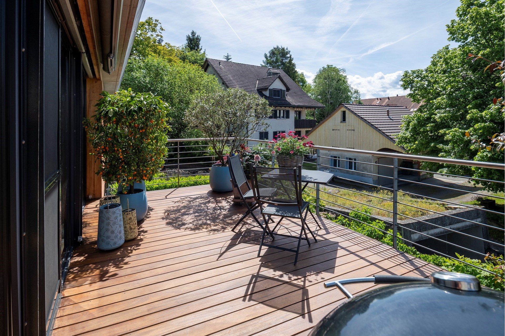 Balkon/Terrasse mit Gartenblick
