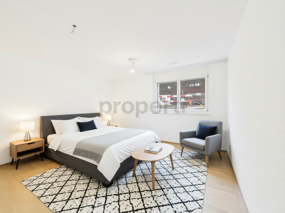 Helles Schlafzimmer mit modernem Staging